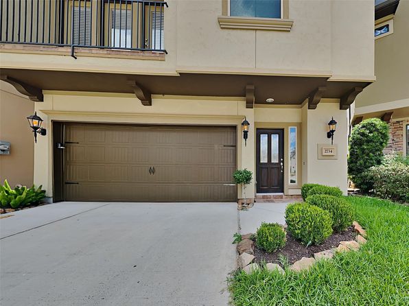 2734 Kings Retreat Cir