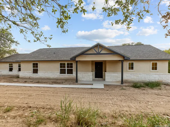 45 Broken Star Trail, Poteet, TX 78065