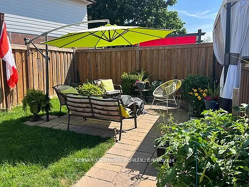 376 Dwight Ave — Photo 25