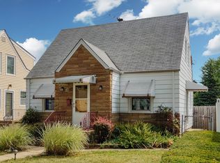 5121 N Odell Ave, Harwood Heights, IL 60706