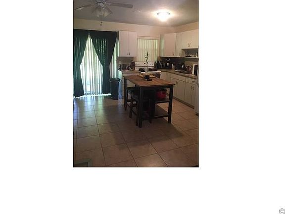 4th image of 14525 NE 2nd Ave #1