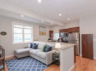 607 E 8th St #3, Boston, MA 02127