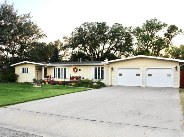 802 S Section Line St, Plainville, KS 67663
