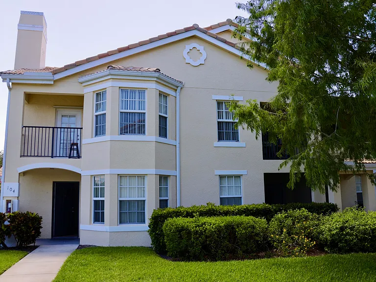 136 SW Peacock Blvd #19-104 — Photo 1