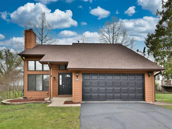 172 Ridgewood Ave, Bensenville, IL 60106