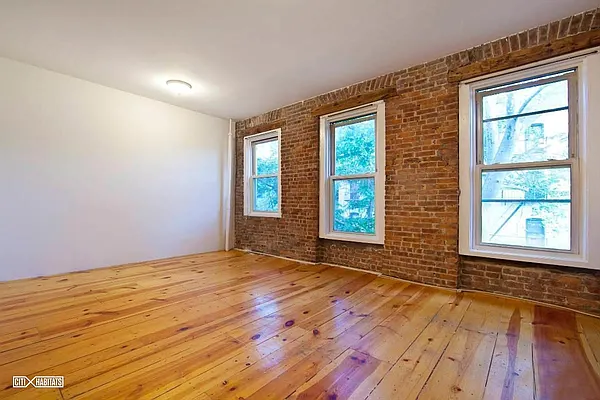 Rented by Citi Habitats | media 53