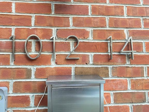 2nd image of 1012-14 S Randolph St #4