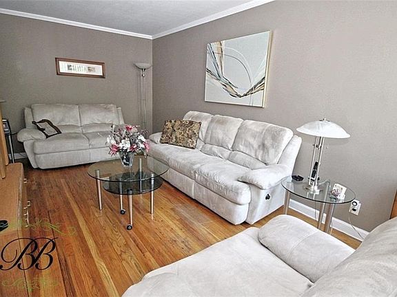 2nd image of 1561 E 58th St