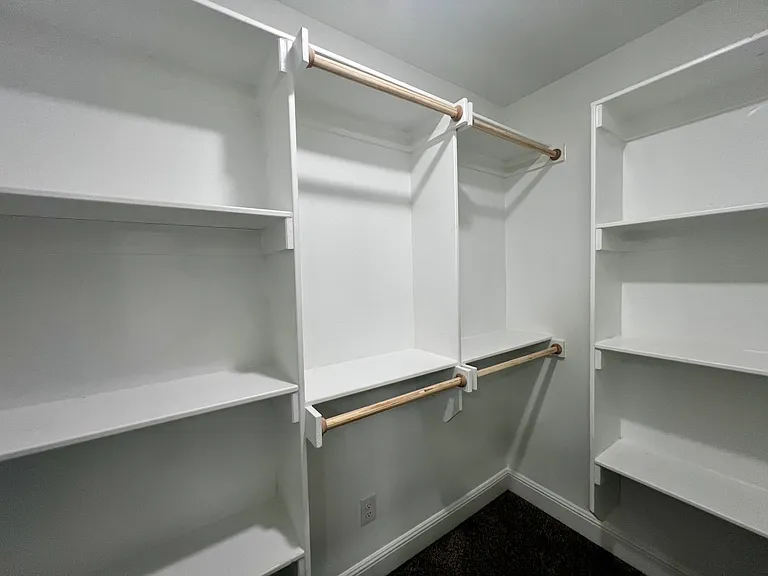 2350 Cameo Ln — Photo 17