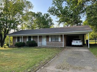 22 W Main St, Greenbrier, AR 72058