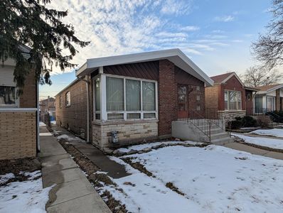 8212 S Colfax Ave, Chicago, IL, 60617