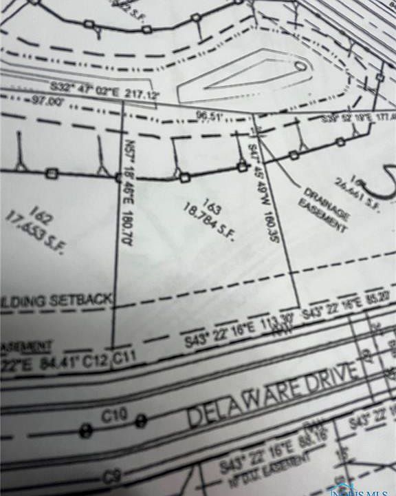 1st image of 415 Delaware Dr