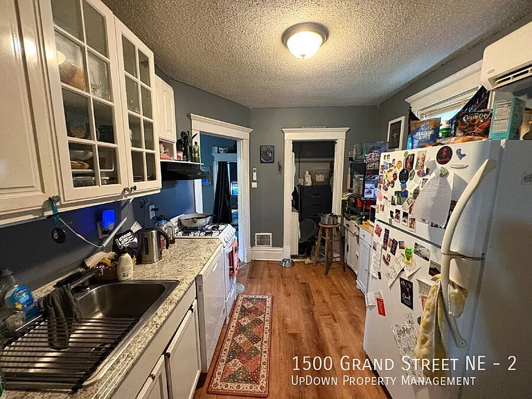 1500 Grand St NE #2 — Photo 9