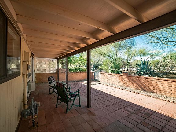 2nd image of 405 N Calle Del Diablo
