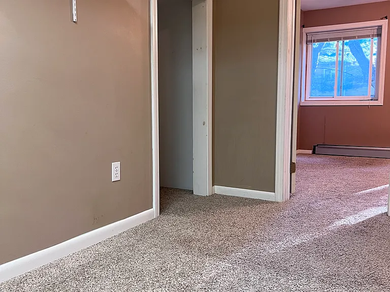 E13 Stonehedge Dr — Photo 16