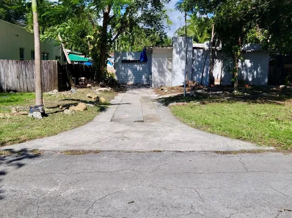 519 NE 118th St, Biscayne Park, FL 33161