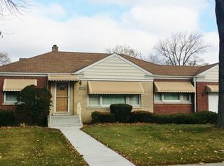 7903 N Harlem Ave, Niles, IL 60714