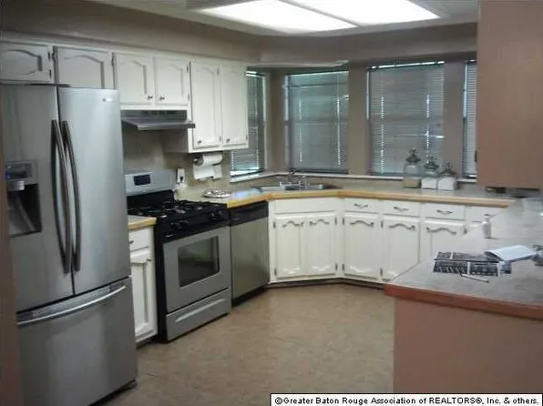 6445 W Sheridane Ct, Greenwell Springs, LA 70739