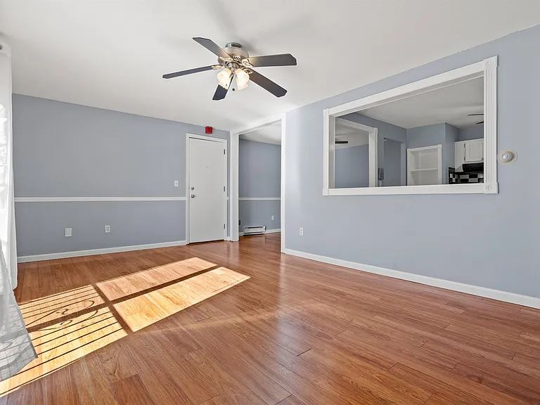 132 English Village Rd #304 — Photo 6