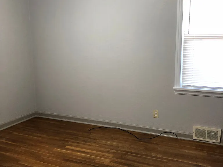 175 N Stinson St — Photo 14