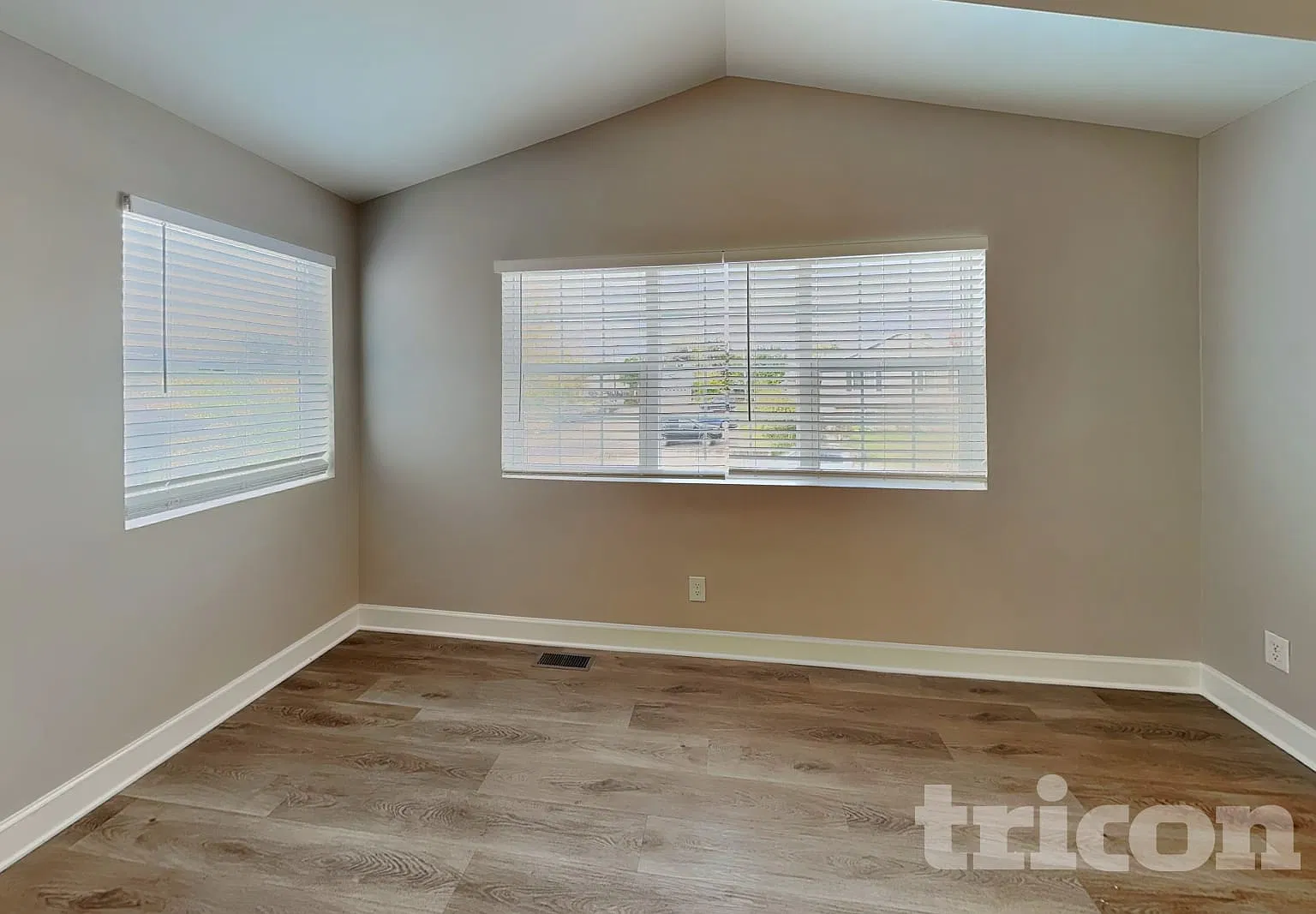141 4th Ave S South St. Paul MN — Photo 3