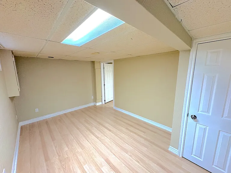 39 Elma St — Photo 32