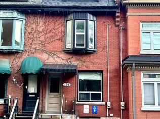 124 McGill St #1, Toronto, ON M5B 1H6
