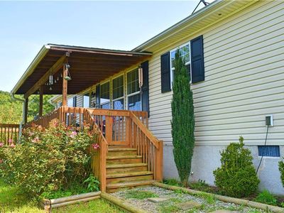 235 Hannah Cove Rd, Canton, NC, 28716