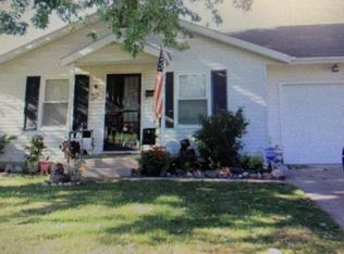 81 Mound St, London, OH 43140