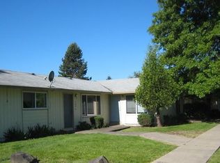 182 I St #182, Independence, OR 97351