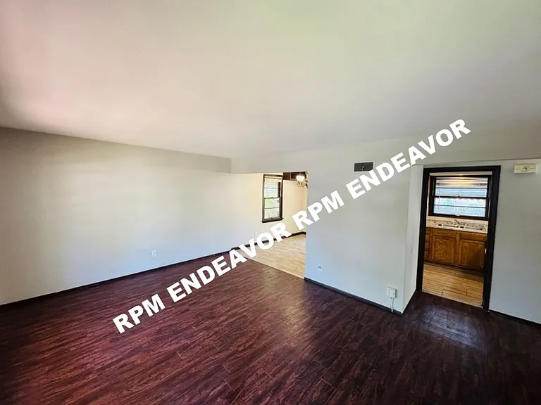 1172 June Ave — Photo 3