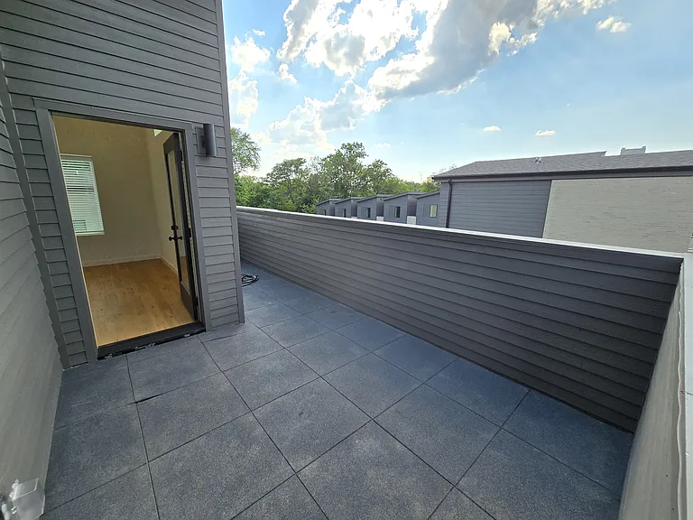 421 Saint Paul St #421 — Photo 19