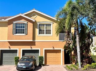 8035 Limestone Ln, Sarasota, FL 34233