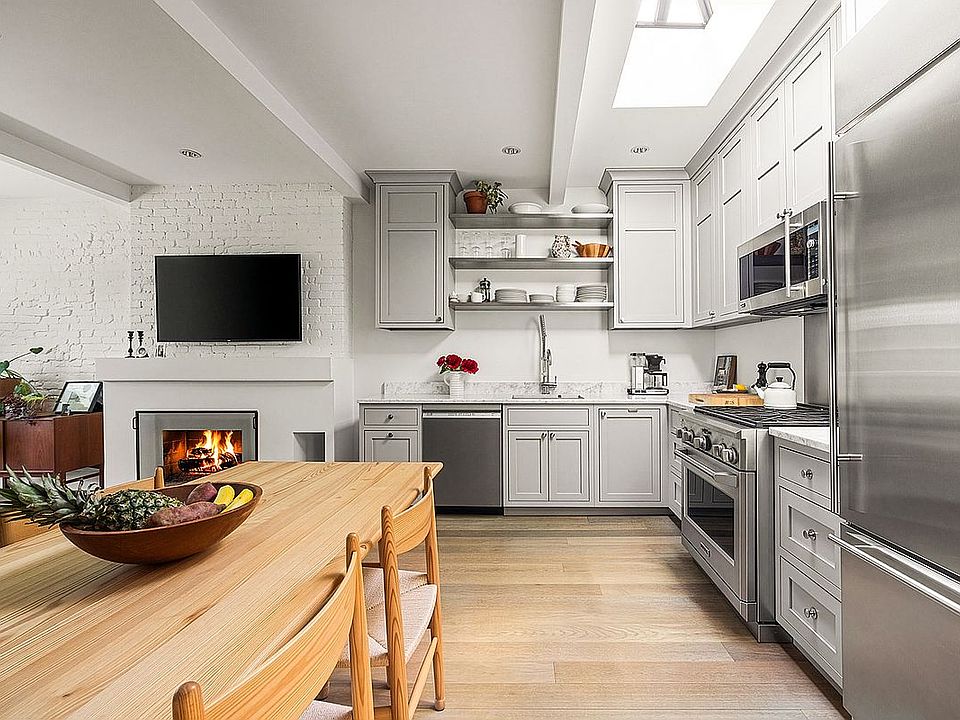 1st image of 490 2nd St APT 3
