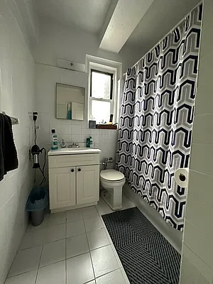Rented by Green Home NY Realty LLC | media 6