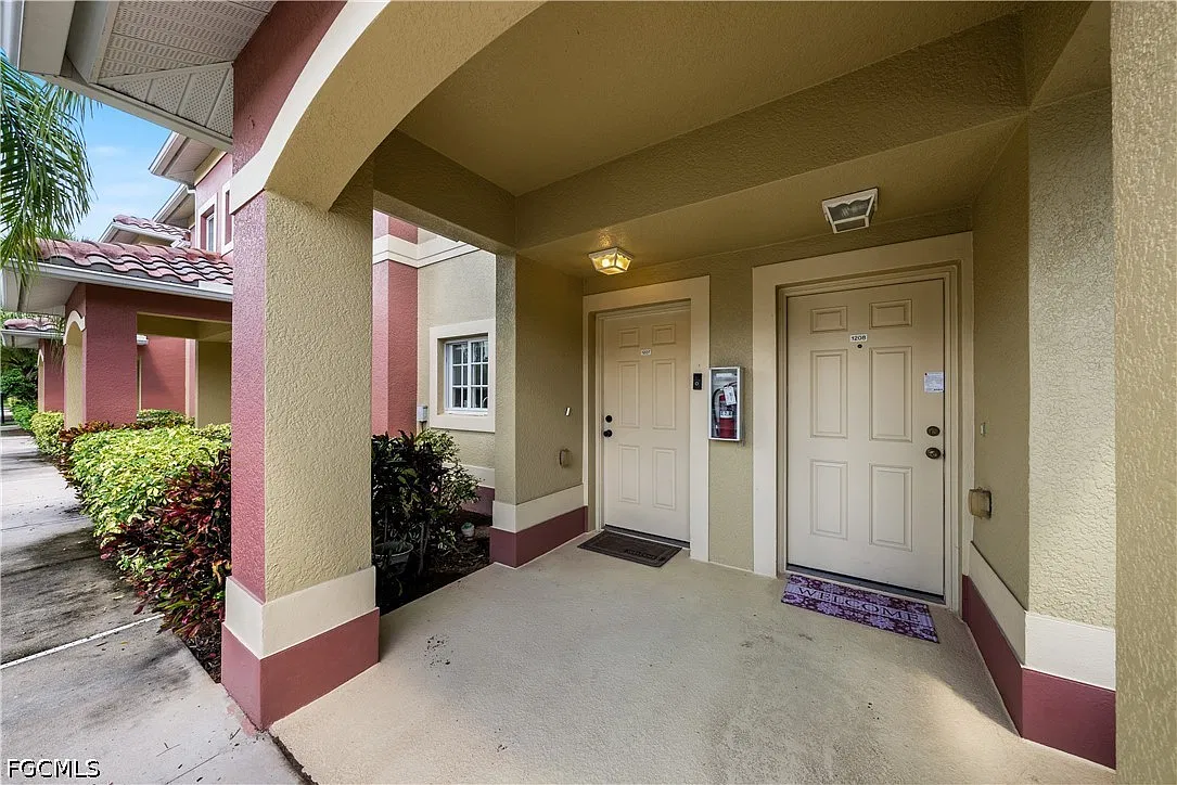 2 bed, 2.5 bath, 1427 sqft, $2,000 — Photo 4
