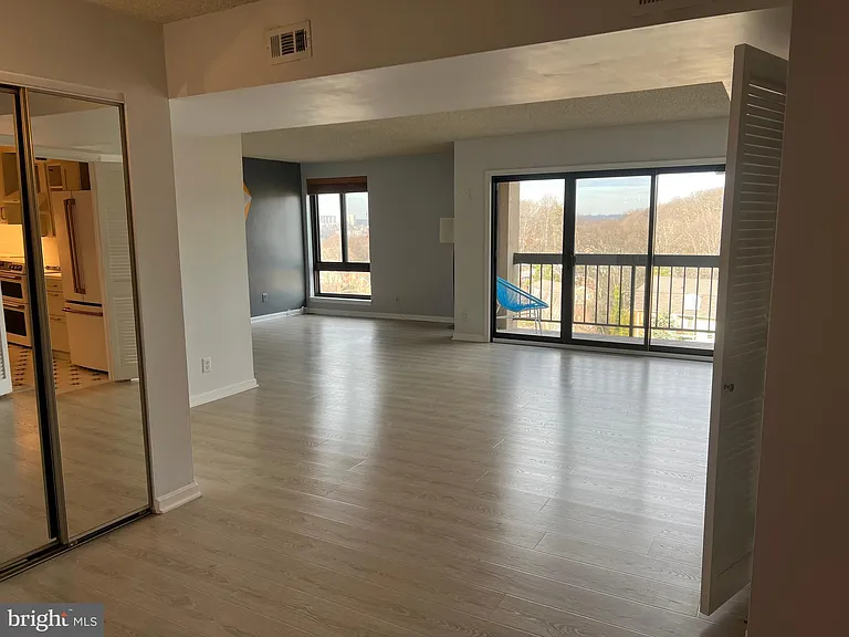 807 N Howard St #414 — Photo 6