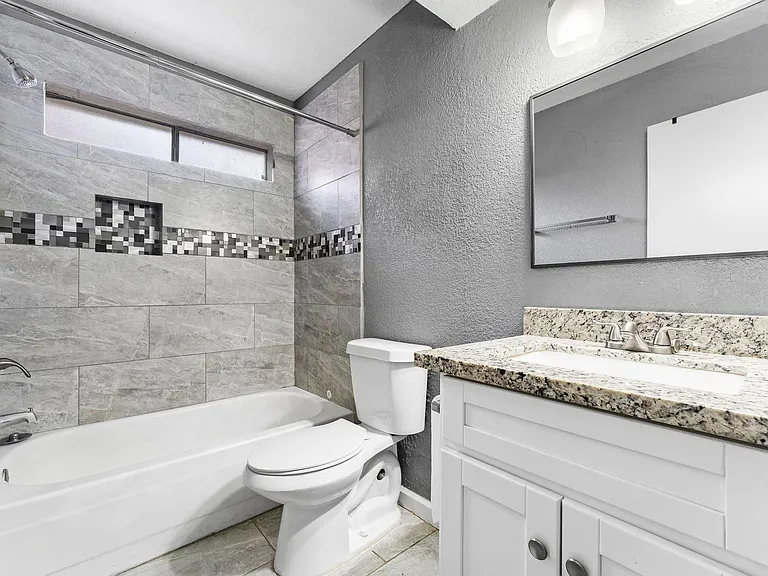 23135 Birnam Wood Blvd — Photo 11