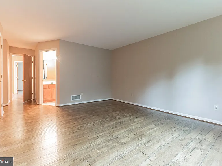 109 Foxfire Dr — Photo 16