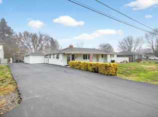 709 Lawnsdale Rd, Medford, OR 97504