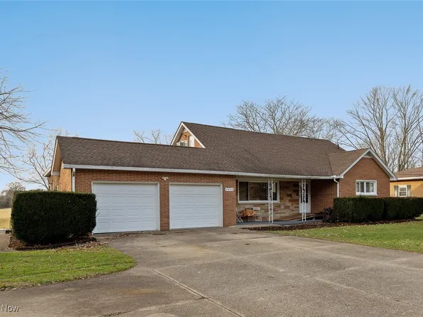 4824 Stalnaker Dr, North Canton, OH 44720