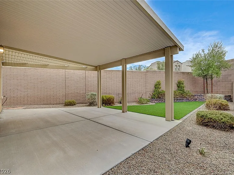 277 Persistence Ct — Photo 17