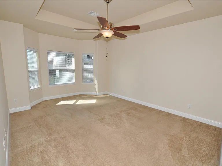 21502 Duke Alexander Dr — Photo 12