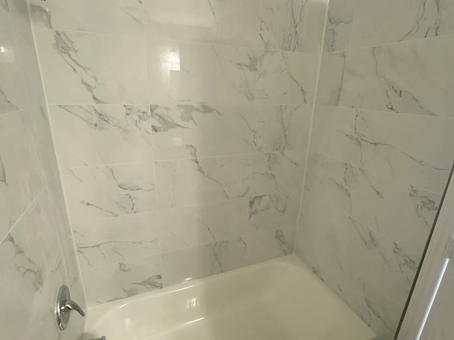 2 bed, 952 sqft, $1,099 — Photo 2