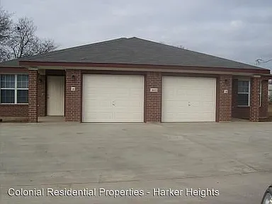 1605 N 10th St Killeen TX | Zillow