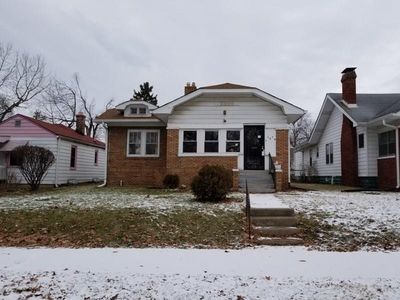 1516 Burdsal Pkwy, Indianapolis, IN, 46208