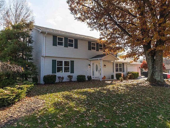 2nd image of 108 Ashford Dr