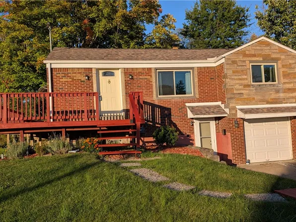 613 Chessbriar Dr, Bethel Park, PA 15102