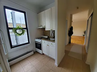 Rented by Rachel Realty