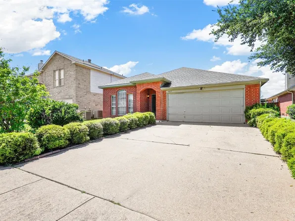 3013 Green Vista Ct, Grand Prairie, TX 75052